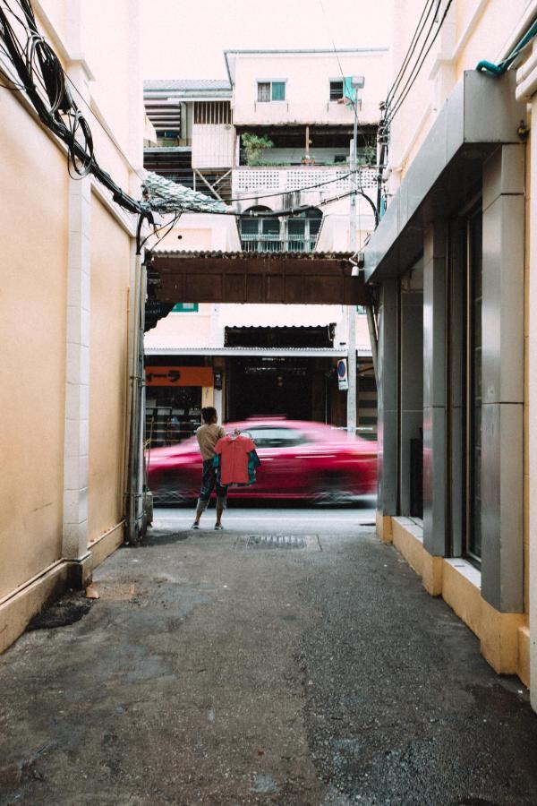 Sleepyhead Hostel Bangkok Exterior foto